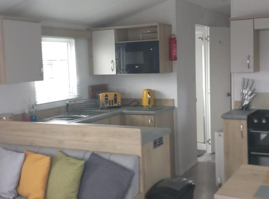 Sea Breeze, Modern, Cosy Haverigg