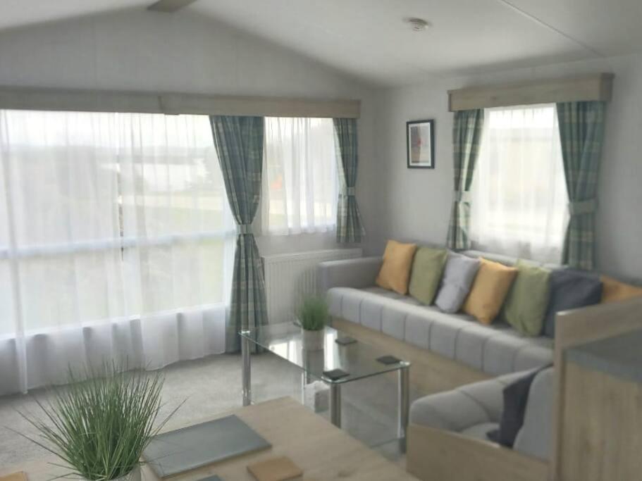 Sea Breeze, Modern, Cosy * Haverigg
